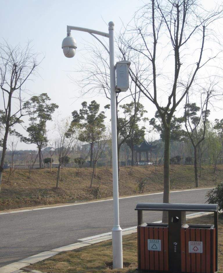 菲尼特小區監控桿