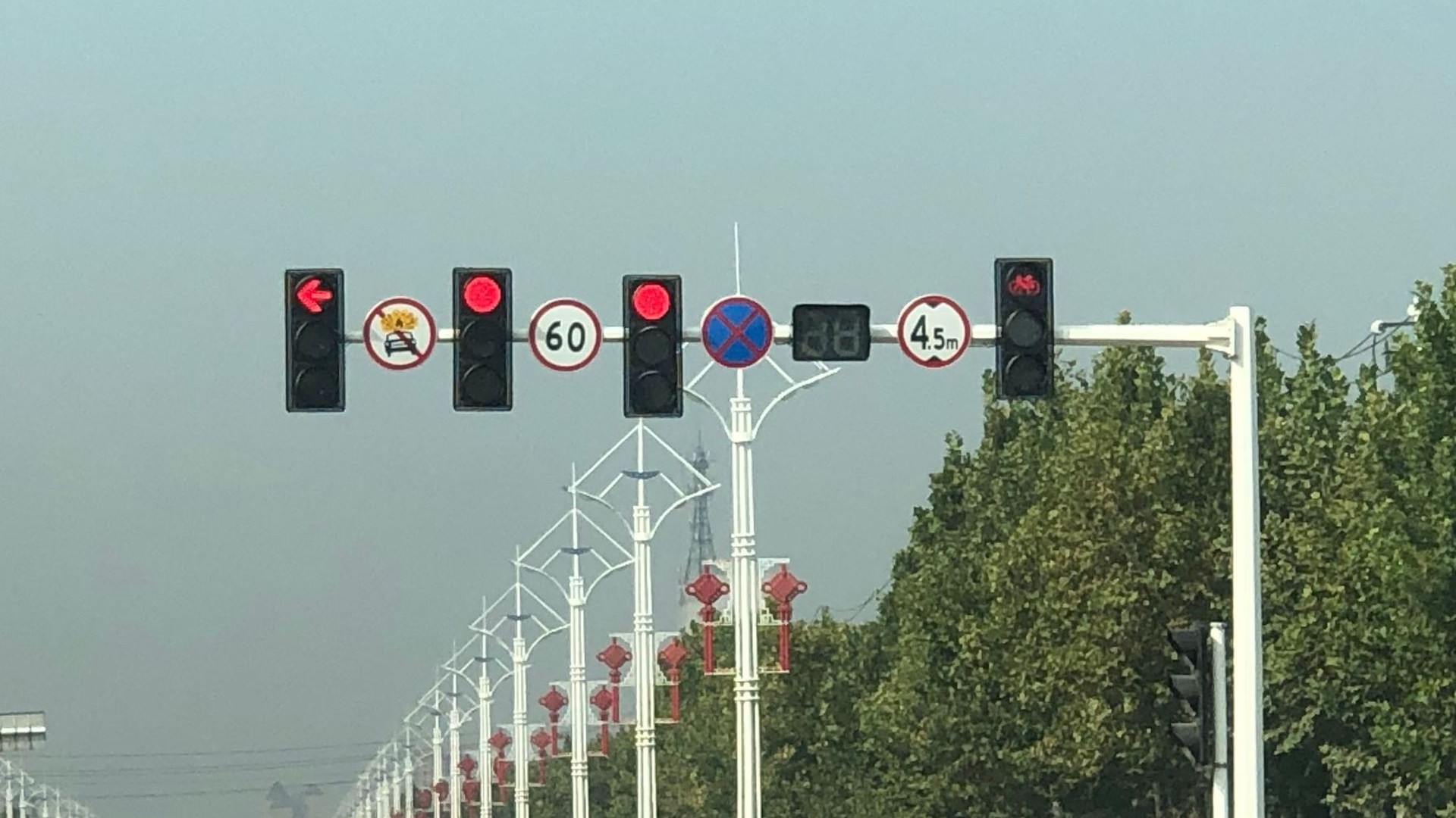 林芝紅綠燈監控立桿哪好