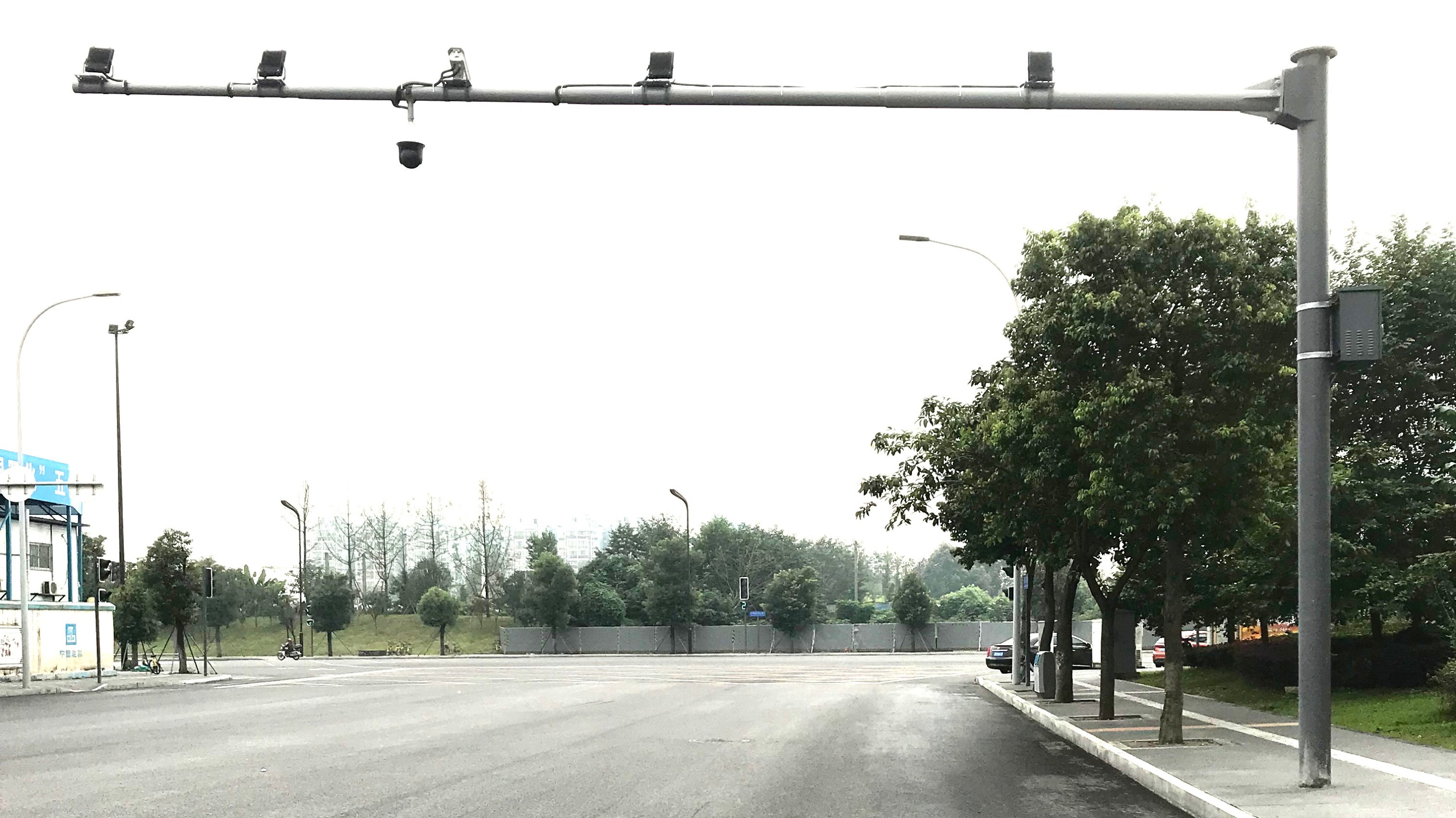 道路監控立桿在安裝的時候有哪些需要注意啥