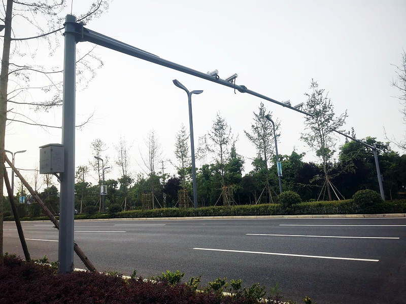 菲尼特電子警察桿