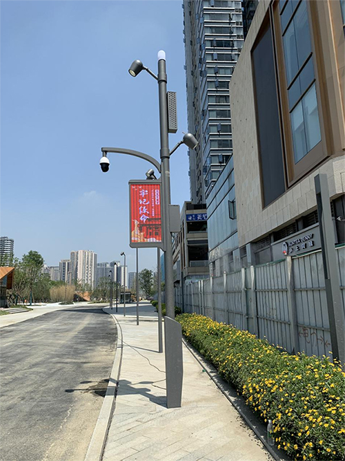 成都新金牛公園安裝菲尼特智慧路燈——直趣