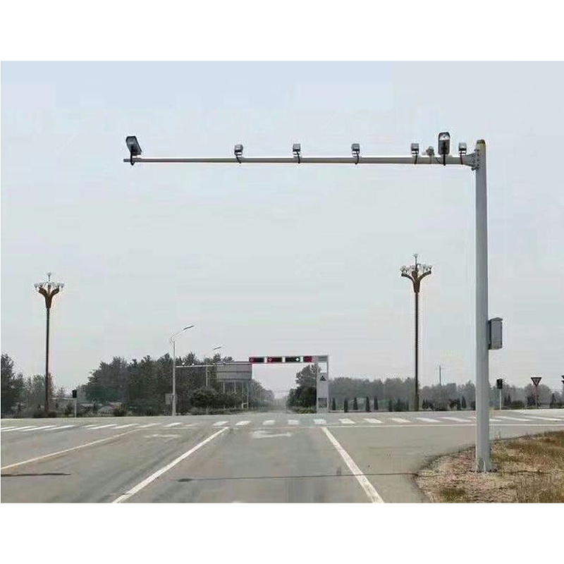 菲尼特道路監控立桿