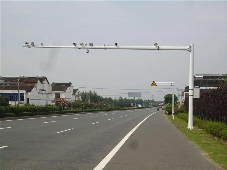 菲尼特監控八棱桿