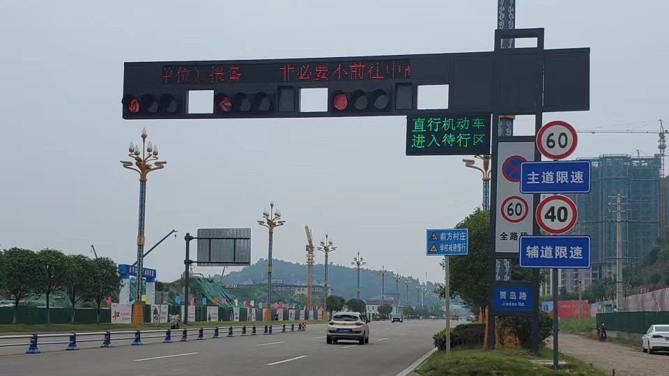 成都信號燈桿廠家成都公司在哪