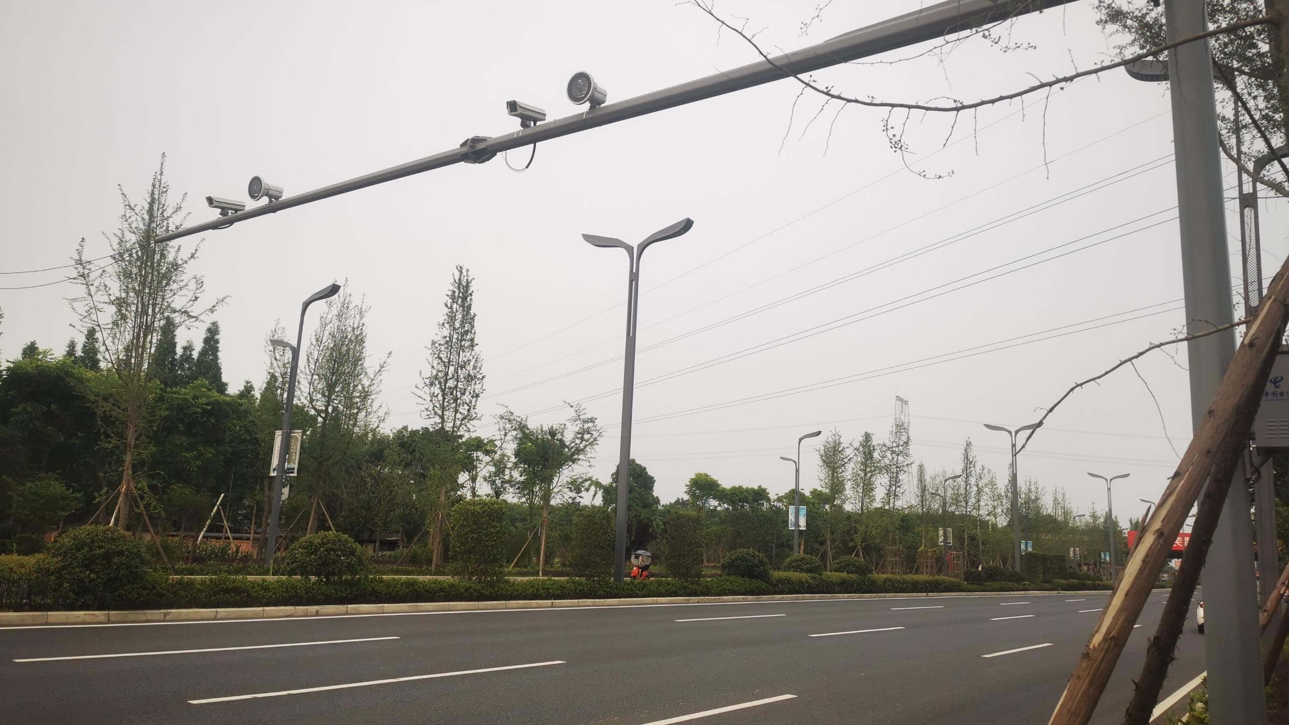 成都道路監控桿工廠在哪